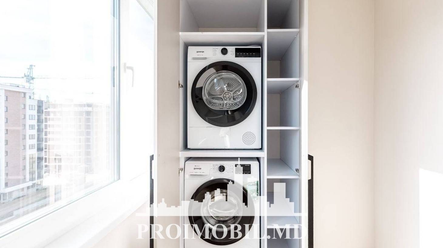 https://images.proimobil.md/oFQVD26urzr_g282oBU45Fm_fyloxIAGGV42ySL5ffs/watermark:0.75:so:0:30:0.39/resize:fill:1460:816:1/gravity:ce/bG9jYWw6Ly8vZXN0YXRlL2xyLzhkYjJiNzBiLTI2OTktNDVkZC04Y2Y4LTgwMjNkMTA5Njc3Mi5qcGVn