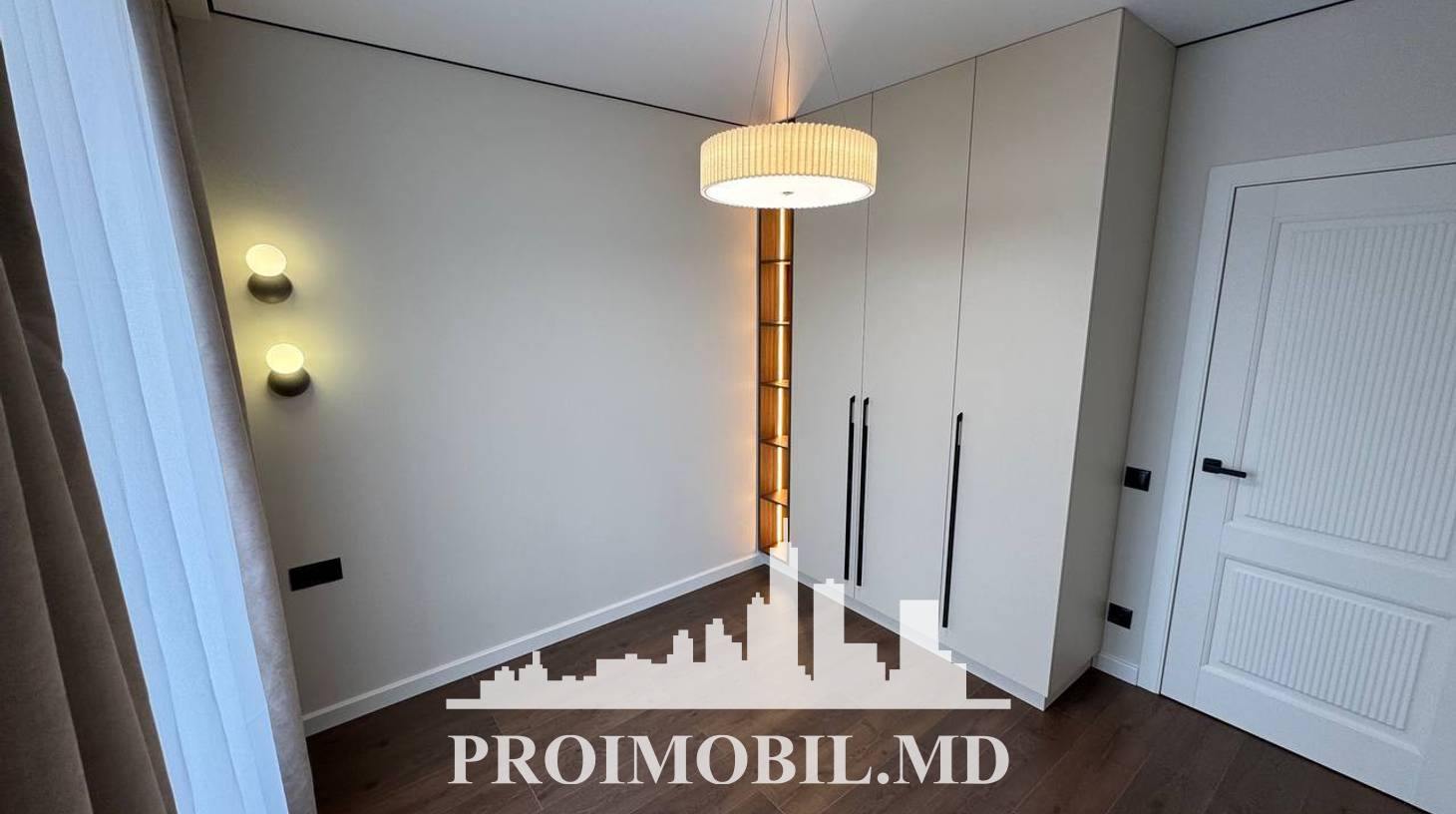 https://images.proimobil.md/oGIju5ZxkI0mw1PevvjKt5UXOH22N2AoCEFVtxQ74bA/watermark:0.75:so:0:30:0.39/resize:fill:1460:816:1/gravity:ce/bG9jYWw6Ly8vZXN0YXRlL2xyLzcyMzA3NjNhLTdiOWUtNDc2NC1iMzRjLTJlNmZkZmQyMDg3Mi5qcGVn