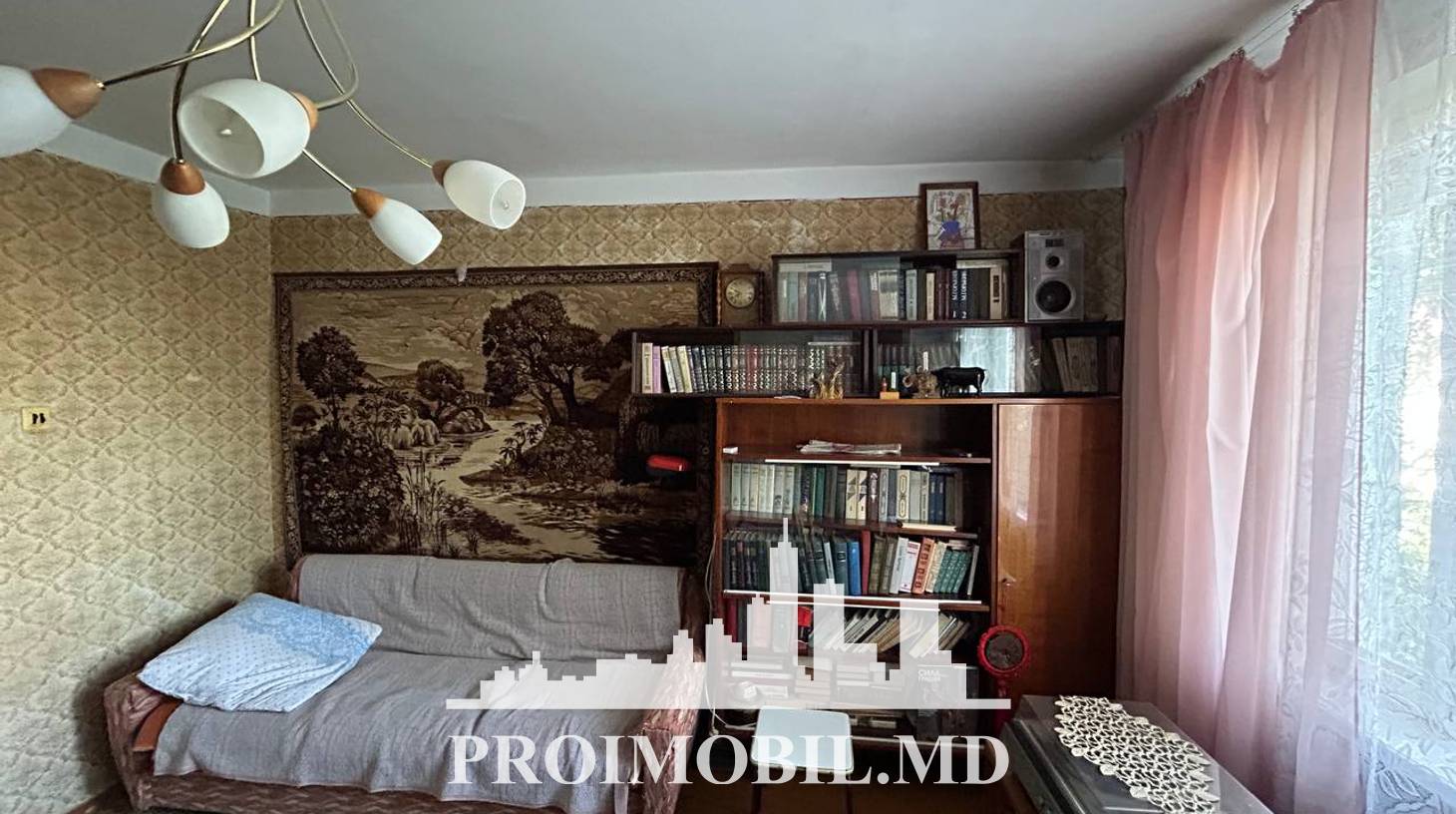 https://images.proimobil.md/oHZKRepaWj5tBcjHz6BDtr_4tfF2sPTIq6g3U89VQF8/watermark:0.75:so:0:30:0.39/resize:fill:1460:816:1/gravity:ce/bG9jYWw6Ly8vZXN0YXRlL2xyLzk2MmUyMzNmLWNhOTgtNGZhYi04YTlhLTI3OWVlZjNmMzQ5Yy5qcGVn