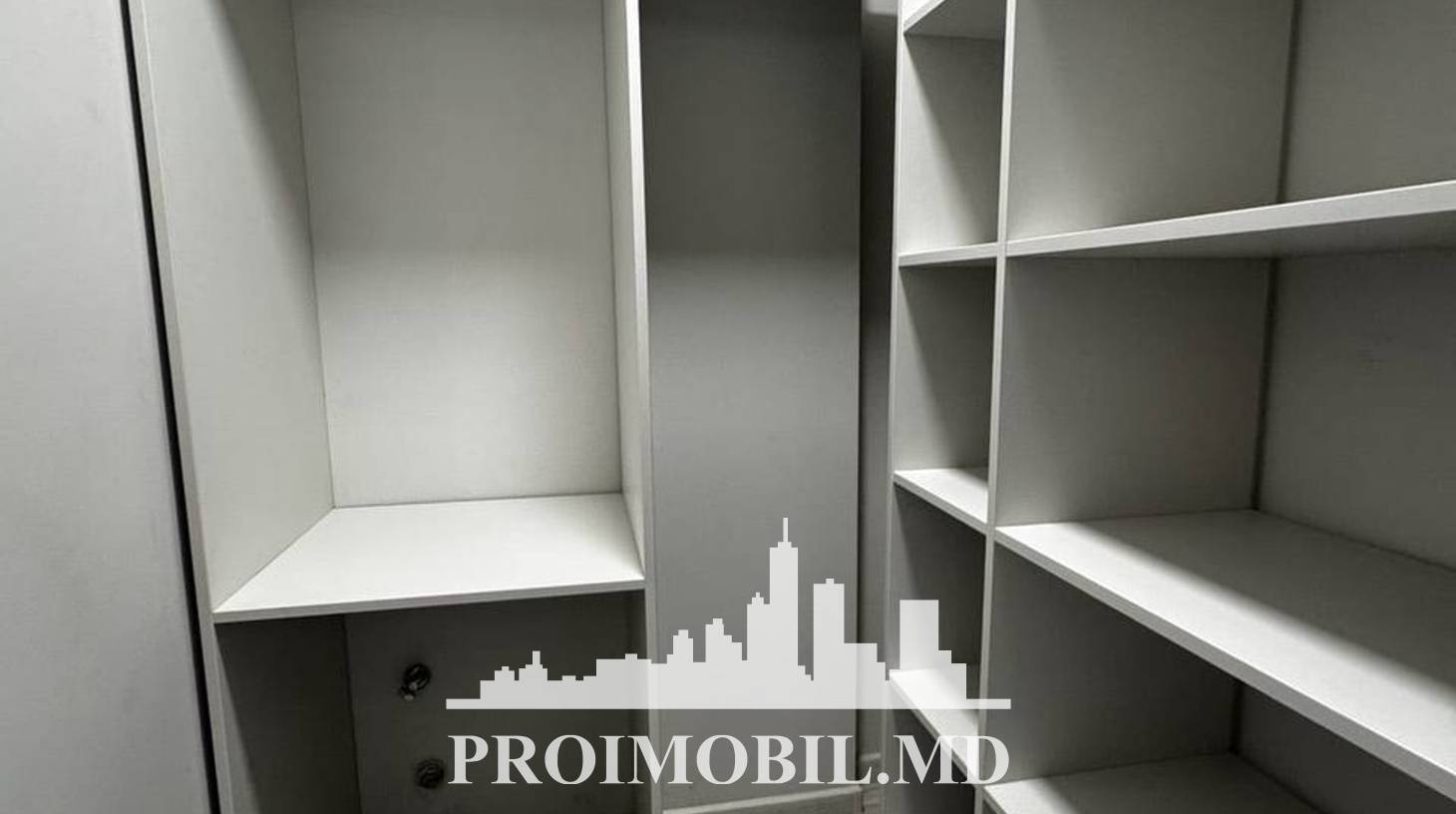 https://images.proimobil.md/oPKvpTV6AcwghIQeRCcniuoJiIBz_3Z1OlSmaoWAKNs/watermark:0.75:so:0:30:0.39/resize:fill:1460:816:1/gravity:ce/bG9jYWw6Ly8vZXN0YXRlL2xyLzlmY2FkNGJkLWZmNGQtNDAzMS04N2Q5LTU5YzJmOWU4YmQ2Zi5qcGVn
