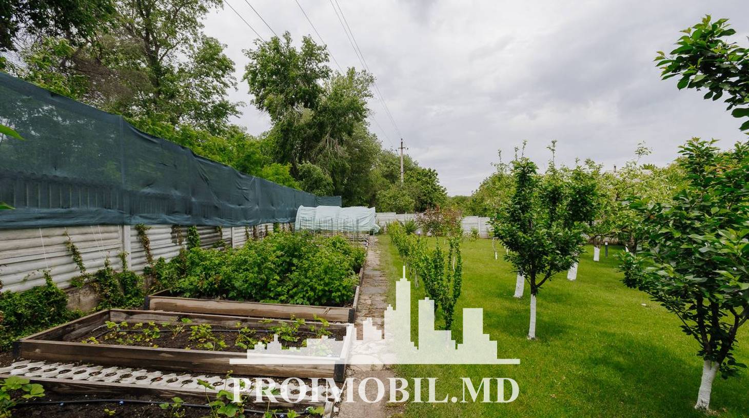 https://images.proimobil.md/oQP3anlIsc1w4O1pDv_7oQO8qq-Zpi4Miazo9gFWBg0/watermark:0.75:so:0:30:0.39/resize:fill:1460:816:1/gravity:ce/bG9jYWw6Ly8vZXN0YXRlL2xyLzRhMjhjZDQ0LTJmYTUtNGJmMS04ZGQyLTQ4ZjMwZTA4ODM4Ny5qcGVn