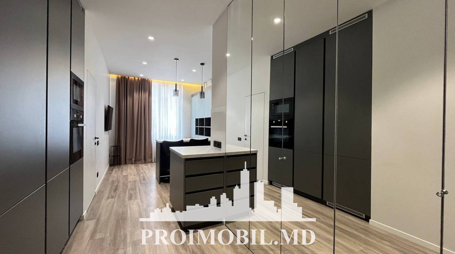 https://images.proimobil.md/oQZ5exfgrFk1aeT-mzlJAqWQI3acwIWyhNM8XtiU0eY/watermark:0.75:so:0:30:0.39/resize:fill:1460:816:1/gravity:ce/bG9jYWw6Ly8vZXN0YXRlL2xyLzc5NjFiNDgzLWViYzktNGRmMi05MjQ0LTY2NDBmODM3Y2M0ZS5qcGVn