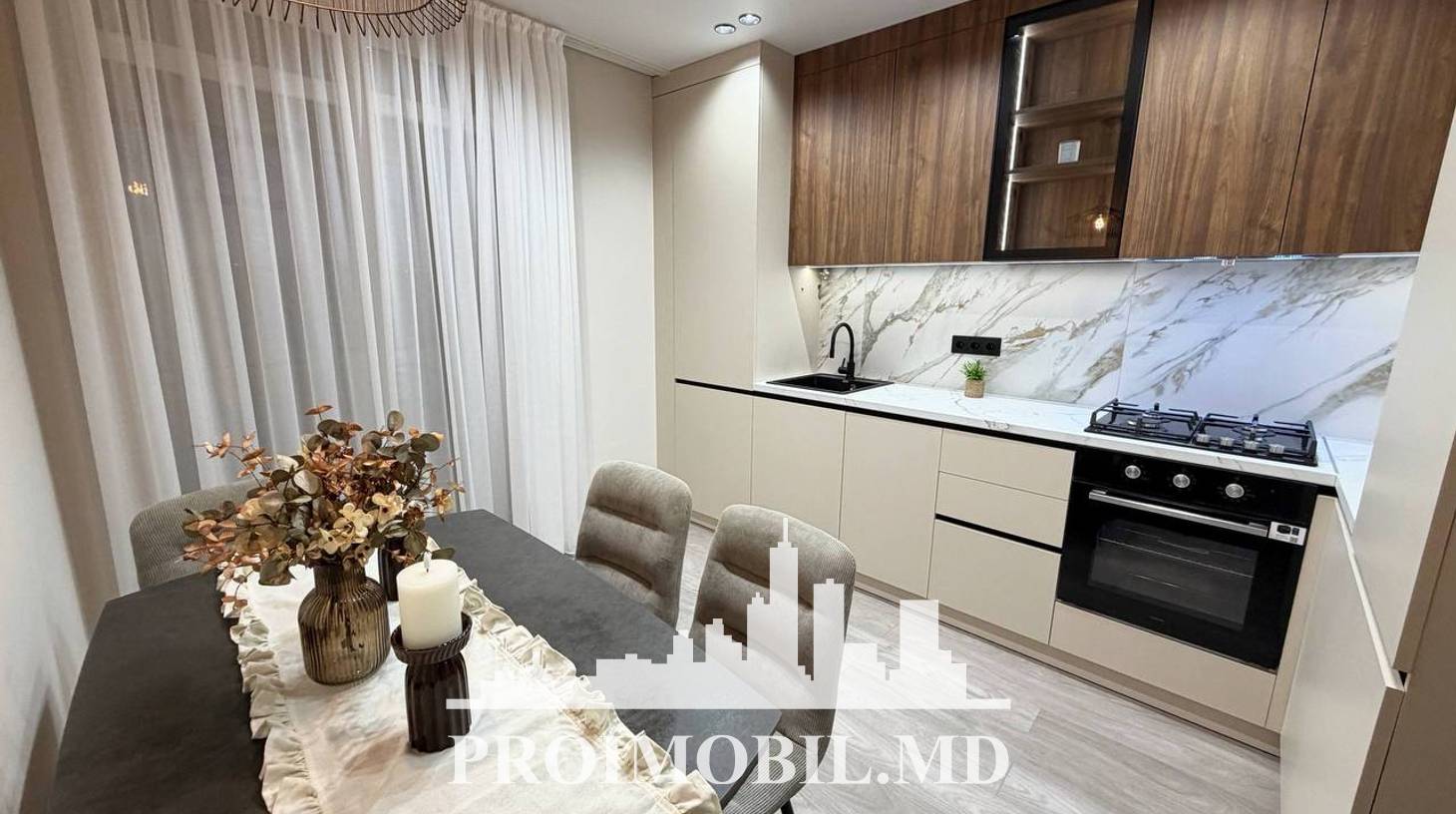 https://images.proimobil.md/oSvEPREWJ0pKu053ciFWqKWGtAS-k5P0gPLkL2jDTM4/watermark:0.75:so:0:30:0.39/resize:fill:1460:816:1/gravity:ce/bG9jYWw6Ly8vZXN0YXRlL2xyLzdmNzQxM2JlLTgxODYtNDg5MC05ZDAwLWZhOWFhNjZhNTY0NS5qcGVn