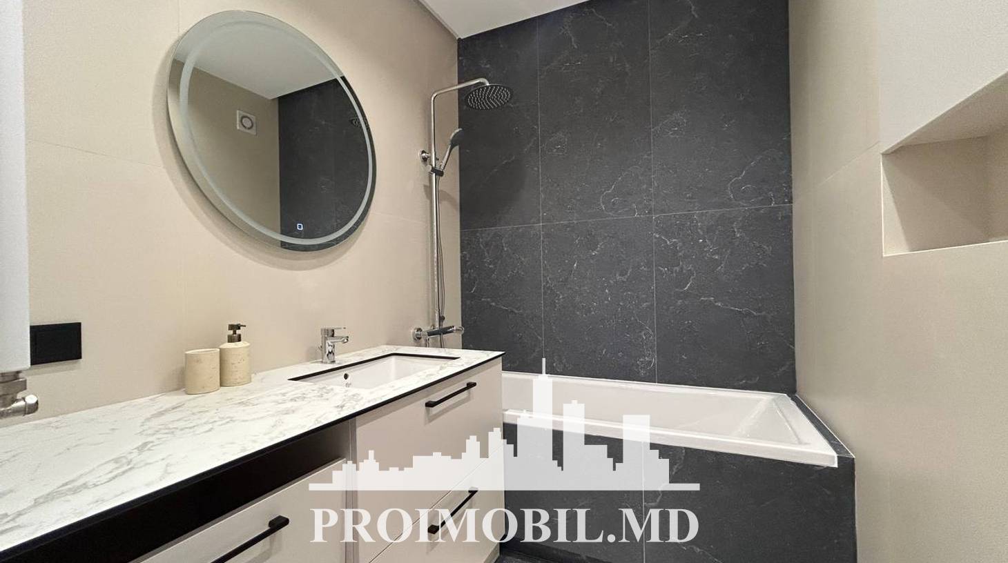 https://images.proimobil.md/oV3nDz6QzmEmnD-IYBoe0wtOsCiFyQce7Xy9RHowvsA/watermark:0.75:so:0:30:0.39/resize:fill:1460:816:1/gravity:ce/bG9jYWw6Ly8vZXN0YXRlL2xyLzA0NWEzYTg0LWM0Y2EtNGY4OS1iNDRiLTRkY2UzMWE2ODNmZS5qcGVn