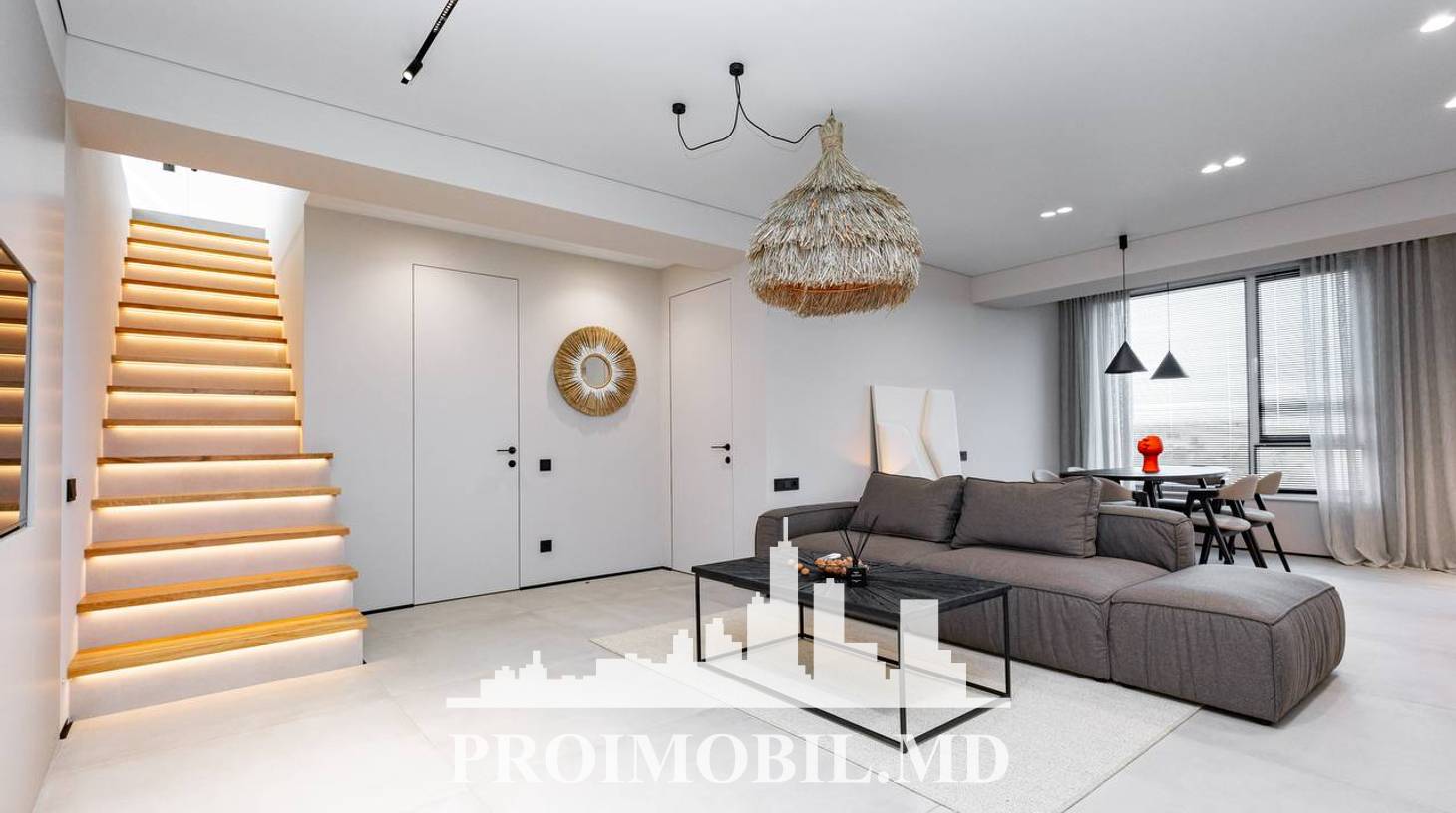 https://images.proimobil.md/obV7vK9bxE4Ua9EnU-waBJJgtbXSB4vJal6ZeqN1Zro/watermark:0.75:so:0:30:0.39/resize:fill:1460:816:1/gravity:ce/bG9jYWw6Ly8vZXN0YXRlL2xyLzM4ODYzYjEwLTFhZTYtNGJlMC1iNWM4LTc2NTE4NDk0NzI3OS5qcGVn