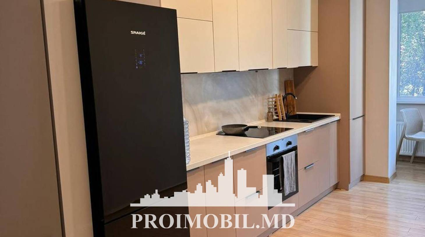 https://images.proimobil.md/oe0A40CU_Qyq25NOb8ovA7WRznPccnVHAZ3T89e_bcE/watermark:0.75:so:0:30:0.39/resize:fill:1460:816:1/gravity:ce/bG9jYWw6Ly8vZXN0YXRlL2xyLzMzMzVlY2ZmLWM5YWYtNDVhNy05YTliLTEwNmEwNTMxNGY1NS5qcGVn