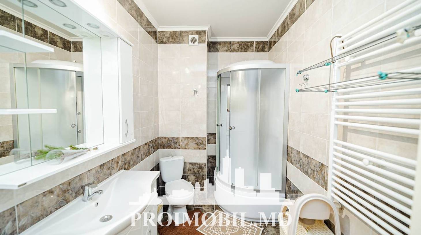 https://images.proimobil.md/of33dyEiEdg_WHiagcyyOfsYy3Vk6dooc5Tn-KHUmow/watermark:0.75:so:0:30:0.39/resize:fill:1460:816:1/gravity:ce/bG9jYWw6Ly8vZXN0YXRlL2xyLzQ5ODNhNzFhLTY4ZTEtNDYyYy1iMzY2LWU5YmQ5MTVjZGNiZi5qcGVn