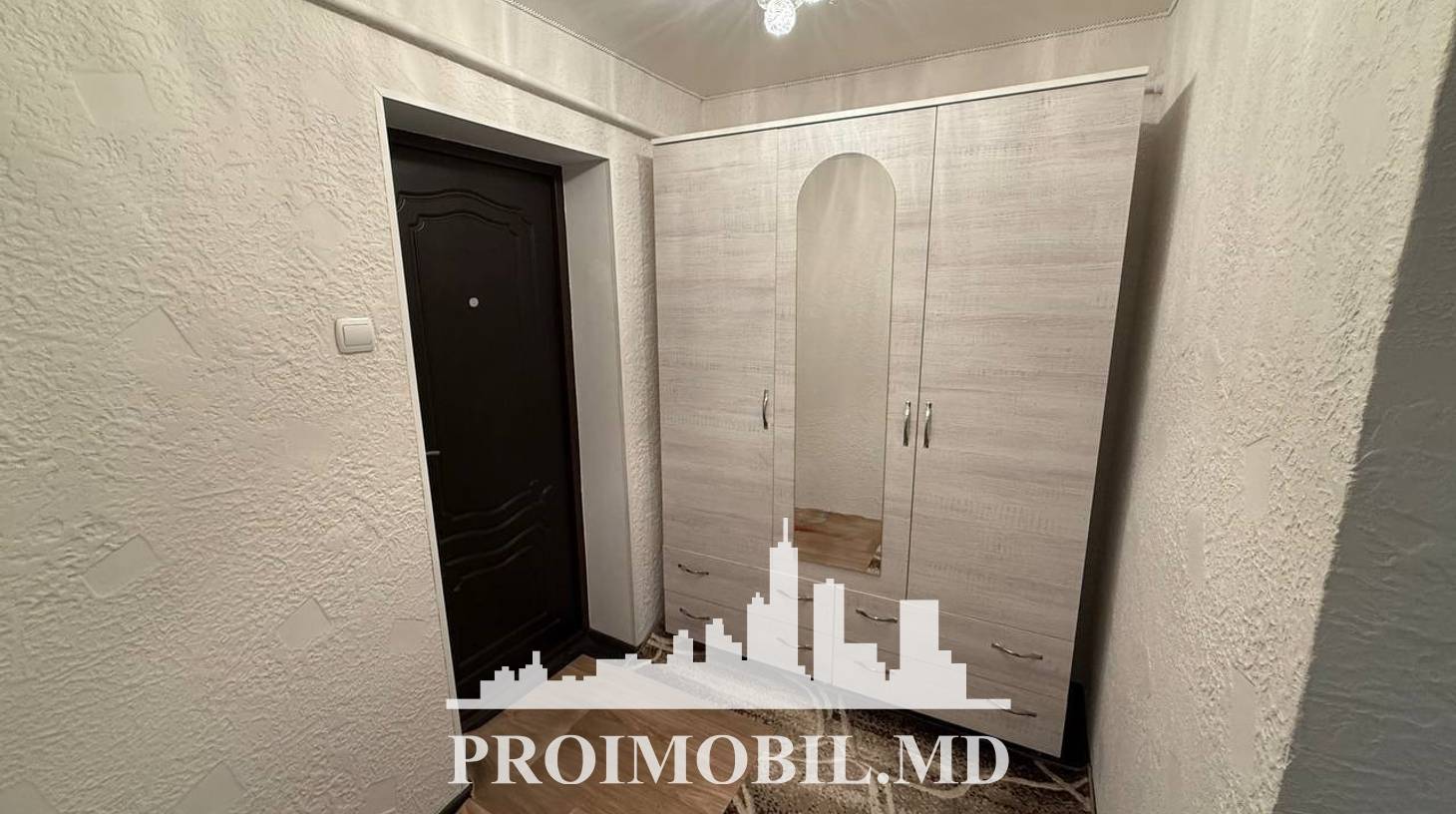 https://images.proimobil.md/ogH5k-Kox2V-faEEEAHY-AevfiSwxe_vNCsgrb7g5TU/watermark:0.75:so:0:30:0.39/resize:fill:1460:816:1/gravity:ce/bG9jYWw6Ly8vZXN0YXRlL2xyL2Q2MmE0YTNlLWM1MzItNGJiOC1iZTc4LWQ5MGE5ZTgyODM5ZC5qcGVn