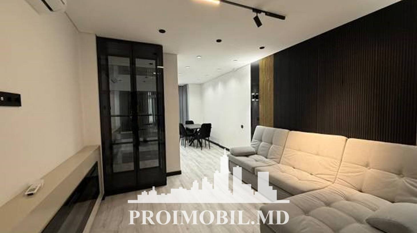 https://images.proimobil.md/oh-p-F5yHuPhySdoEut6hMDe981n70z4RZhweDKx_rs/watermark:0.75:so:0:30:0.39/resize:fill:1460:816:1/gravity:ce/bG9jYWw6Ly8vZXN0YXRlL2xyLzI4NWU1NmI1LTFiODgtNDBjNS1hNTgyLWMzN2NmMWJmZGY3Yy5qcGVn