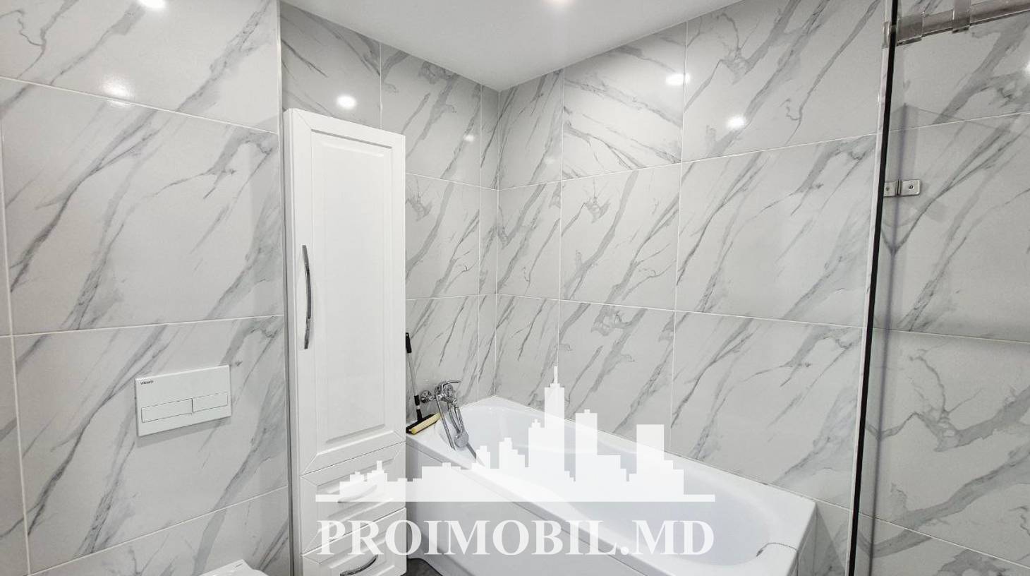 https://images.proimobil.md/oloW_C-DEj5k8lQ2lwoXIiQmjoClbJkjDa_RW6vIxws/watermark:0.75:so:0:30:0.39/resize:fill:1460:816:1/gravity:ce/bG9jYWw6Ly8vZXN0YXRlL2xyLzYxYzhiYmIzLWY3ZmUtNDEzYy1hNmVjLWRhNmY0MDBkNmMyMy5qcGVn