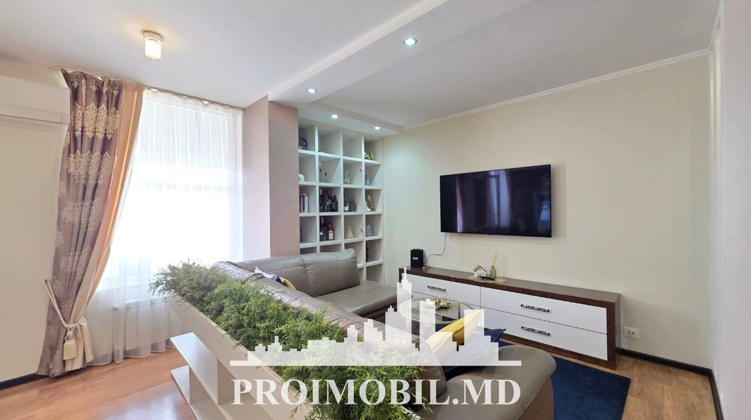 https://images.proimobil.md/onL0qiCb0ysW59vvZ99Kz7ua_zEQtV8RVEO0MMk1DvA/watermark:0.75:so:0:30:0.39/resize:fill:1460:816:1/gravity:ce/bG9jYWw6Ly8vZXN0YXRlL2xyLzI3ZmRiM2JhLTk0Y2YtNGU0Yi1iZTM3LWMxZDA3ZmI4MjdmYi5qcGVn