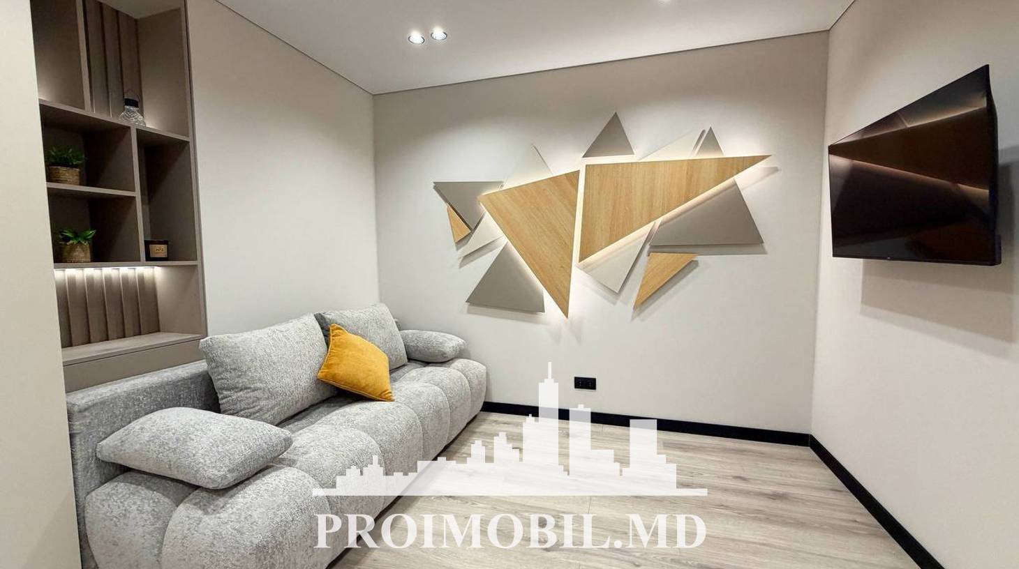 https://images.proimobil.md/onYH48eAJ3z3KZHt_7tMDH4L4tuUkm75_BwW6isE3vI/watermark:0.75:so:0:30:0.39/resize:fill:1460:816:1/gravity:ce/bG9jYWw6Ly8vZXN0YXRlL2xyL2JkMWY5NTM1LWIyNDYtNDk4YS1iOThiLTI1Mjc4M2FiNDU3Ny5qcGVn