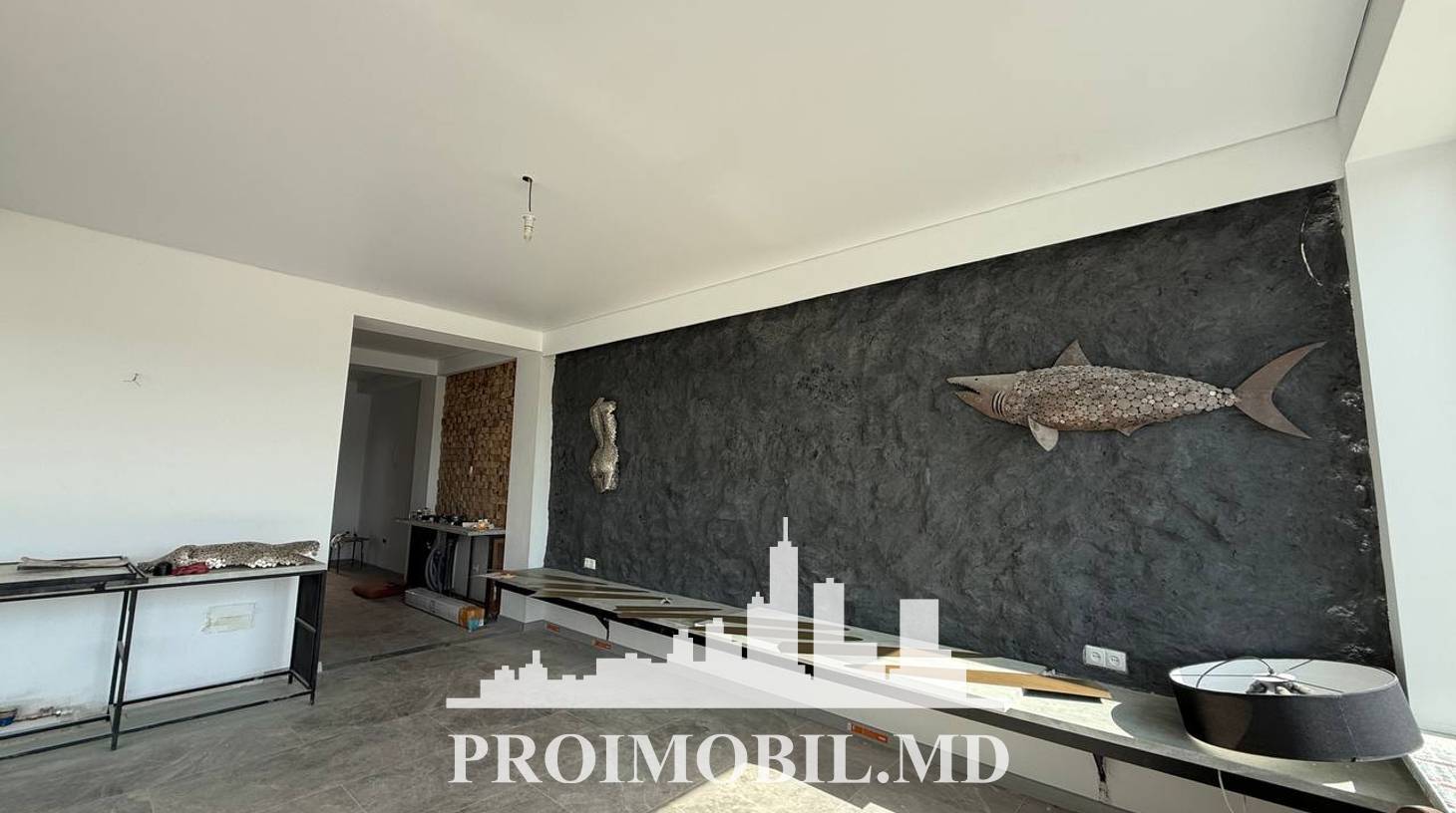 https://images.proimobil.md/oos2wK8fSX_IRdGJ80qmIoDrwDw5SL8PrFCPOafG19Y/watermark:0.75:so:0:30:0.39/resize:fill:1460:816:1/gravity:ce/bG9jYWw6Ly8vZXN0YXRlL2xyL2MwMWJhNTRmLTNmOTktNGNhZS1hOTg3LTRhNDRkNGY0M2I4Yy5qcGVn