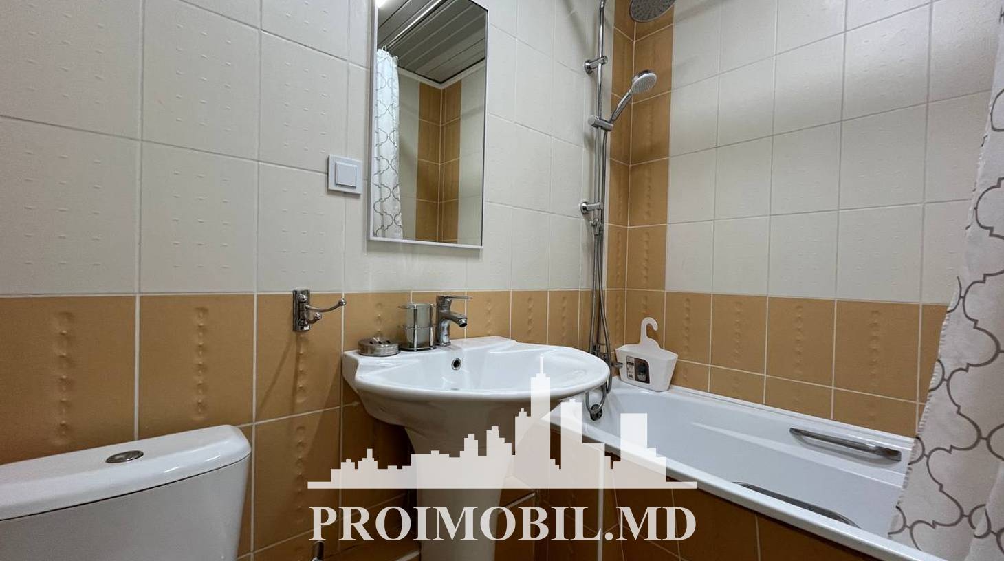 https://images.proimobil.md/oqCUNzNnbdhVQXFy1zlOPL5DoD8YbupG5o_P3GHtDiE/watermark:0.75:so:0:30:0.39/resize:fill:1460:816:1/gravity:ce/bG9jYWw6Ly8vZXN0YXRlL2xyLzk2MGJkNjlmLTFjNGItNDU3ZS1hNGQ0LTIxZDUxMmU0OWQ0YS5qcGVn