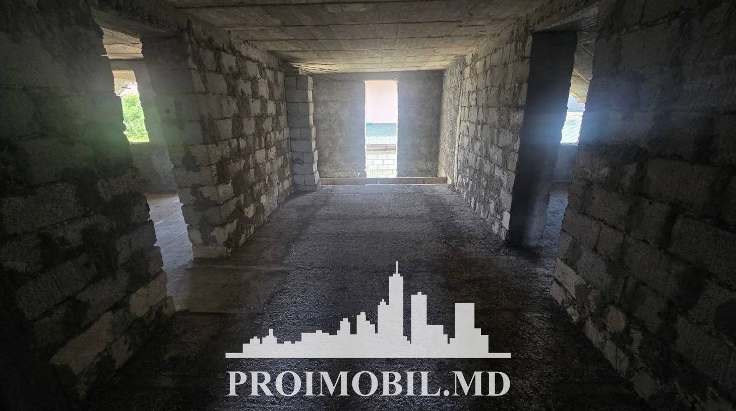 https://images.proimobil.md/oqxq9R4cOvxBvSv3iyUpinZq-H3lDcY3wMhaMfv5KPg/watermark:0.75:so:0:30:0.39/resize:fill:1460:816:1/gravity:ce/bG9jYWw6Ly8vZXN0YXRlL2xyLzgxYjllY2U5LWVmYTgtNGY2Mi1iODFkLTA3YzE5YzI4Njc5OC5qcGVn
