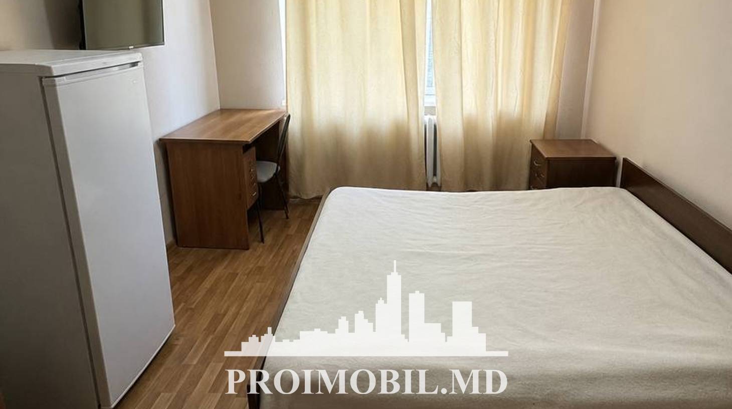 https://images.proimobil.md/otgBaA98HpM45IaB2G69Rls9WVt0U9Xb4RKcpyEnGzw/watermark:0.75:so:0:30:0.39/resize:fill:1460:816:1/gravity:ce/bG9jYWw6Ly8vZXN0YXRlL2xyLzBiZTUxNDI4LTdjYTYtNDE2Ny05MzliLTgwODJlNjMxYmExZS5qcGVn