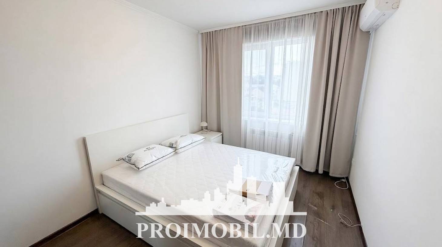 https://images.proimobil.md/ovGGPVOp1SU2dc_2SeHfOGu3GxMyZtLm0KStvSxtKxk/watermark:0.75:so:0:30:0.39/resize:fill:1460:816:1/gravity:ce/bG9jYWw6Ly8vZXN0YXRlL2xyLzAzMDhiNWE1LTg5MTItNDdlOC05ZGU0LWU0NGQ0NThmOGNmMy5qcGVn
