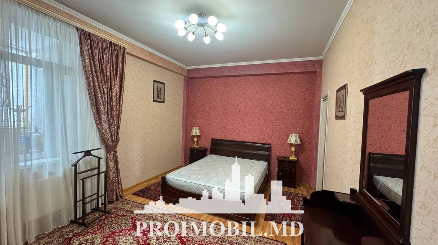 https://images.proimobil.md/owOAClIUn15CDMcw1zHUflCAYgQxoCmu1EaG1Y39Sgs/watermark:0.75:so:0:30:0.39/resize:fill:1460:816:1/gravity:ce/bG9jYWw6Ly8vZXN0YXRlL2xyLzRjNzZjMzgwLTE0MjUtNGQxZS1iYmMyLTU5ZTE4N2Q4ZWYxZS5qcGVn