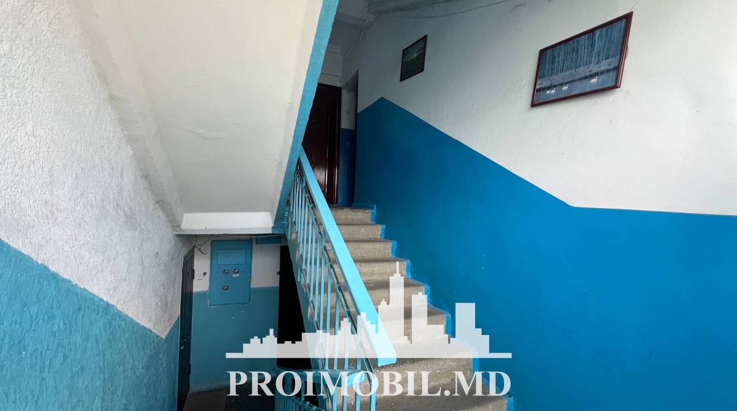 https://images.proimobil.md/owavJND49cRQILPZQto0T8MHKLdQXTQnyWUlfA7AnGk/watermark:0.75:so:0:30:0.39/resize:fill:1460:816:1/gravity:ce/bG9jYWw6Ly8vZXN0YXRlL2xyL2E5OWI2N2YxLWZlMGYtNDNhMS04ODNhLTYyMzI5MjVjMzhkMy5qcGVn