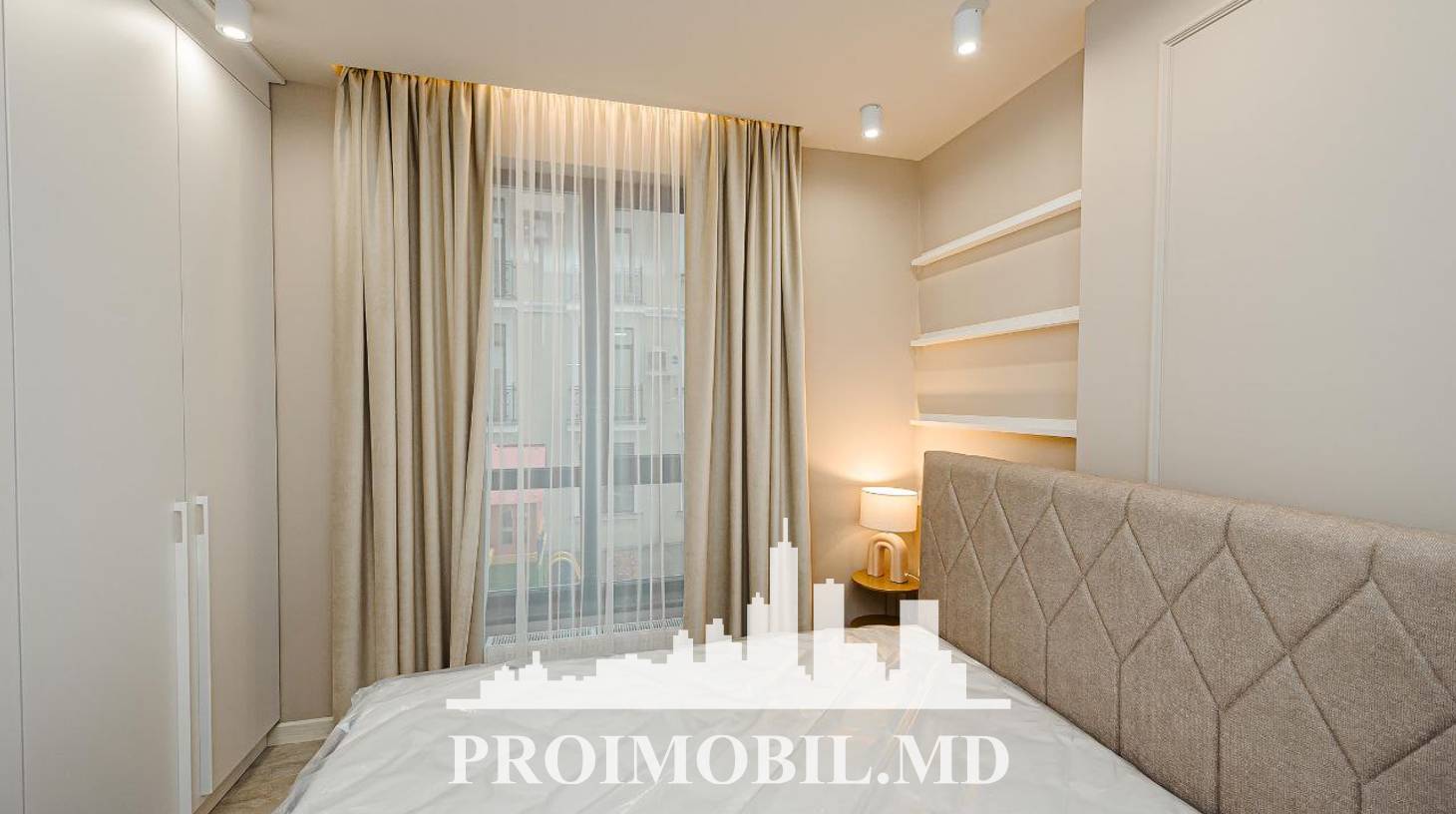 https://images.proimobil.md/owkROMybywpVqLRLswetlXWZbELuI59WR8BmBCuGums/watermark:0.75:so:0:30:0.39/resize:fill:1460:816:1/gravity:ce/bG9jYWw6Ly8vZXN0YXRlL2xyLzNjZWY4ODRlLTljYTItNGY0OS1iYjA1LTBkNDQzNzQxMmVjOC5qcGVn