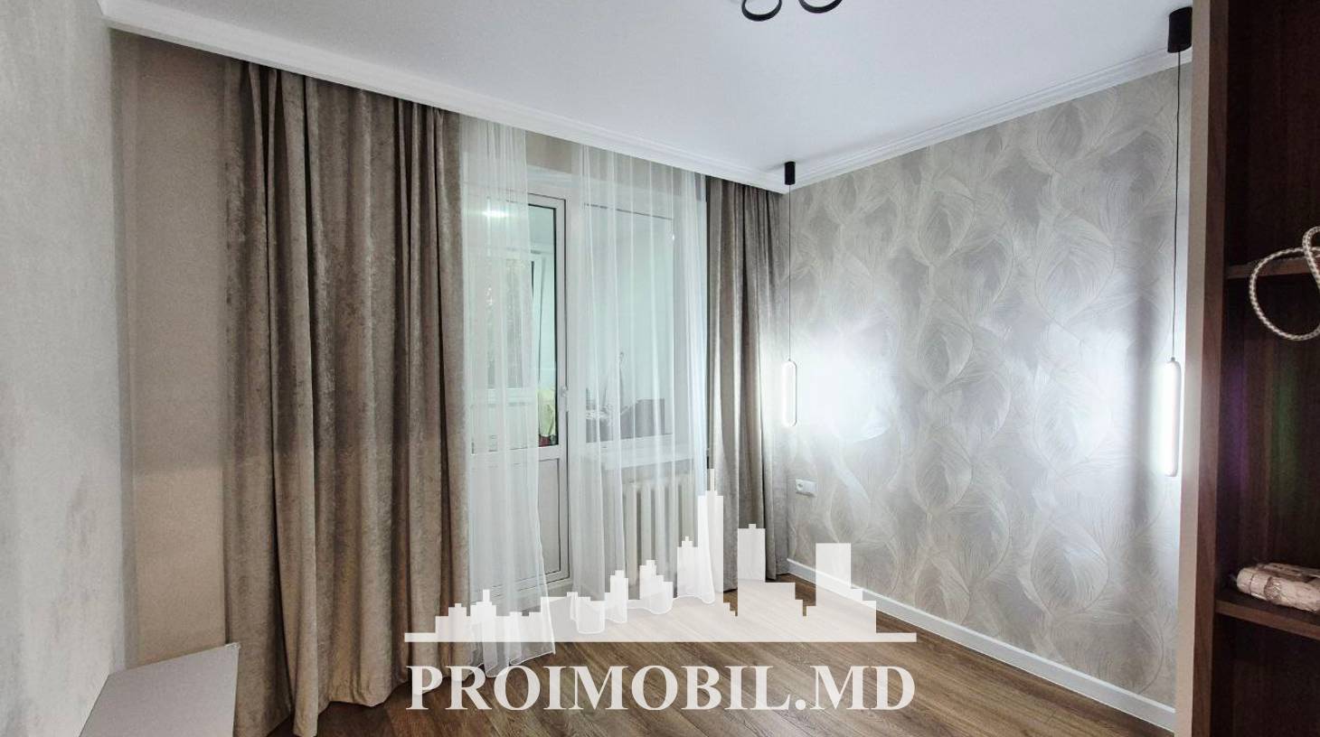 https://images.proimobil.md/oxKUbA_yuWob8GFGkRgWFNN16HZQZ6ZxfP7aGfqQlsw/watermark:0.75:so:0:30:0.39/resize:fill:1460:816:1/gravity:ce/bG9jYWw6Ly8vZXN0YXRlL2xyL2Q2MDY4NGZlLWEzNjUtNGU3Ni05OTEwLTg0YWQwMDI4OTBmZi5qcGVn