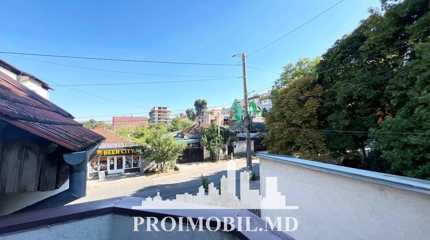 https://images.proimobil.md/p0aBSud7dSZc02hxWavm5B38Ks6DOSCL4Wa2eInOypo/watermark:0.75:so:0:30:0.39/resize:fill:1460:816:1/gravity:ce/bG9jYWw6Ly8vZXN0YXRlL2xyLzZlYjFlNDJhLWMxYTMtNGY3Yi04OTM0LTViN2ZmNjlmMjFiMy5qcGVn