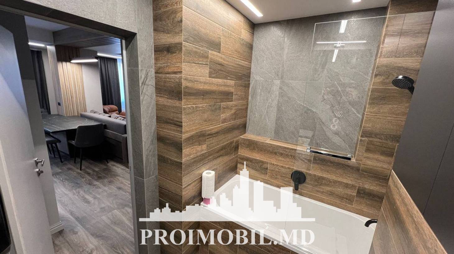 https://images.proimobil.md/p0assgYEu5OmwbcxNHb_l1fnSO3MVXVc8uWUihHcWB4/watermark:0.75:so:0:30:0.39/resize:fill:1460:816:1/gravity:ce/bG9jYWw6Ly8vZXN0YXRlL2xyLzczY2Y5Njg0LWZhMGUtNDVlYi1iZDA4LWM0OTM3ZDlhMDBkYy5qcGVn