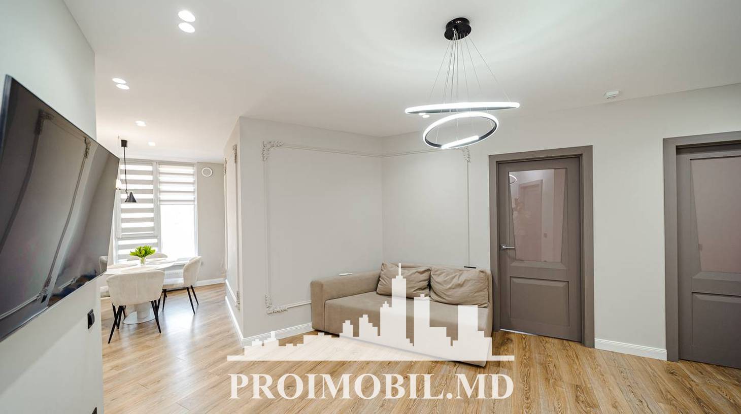 https://images.proimobil.md/p1b3ucSJ9UrlNJv4sQ7x3D97tGq7hD7QB0Qe-rkKhJE/watermark:0.75:so:0:30:0.39/resize:fill:1460:816:1/gravity:ce/bG9jYWw6Ly8vZXN0YXRlL2xyLzk3MTExNjRmLWQ2MDEtNGZiMi04NTk0LTg0MjMxMjczMWM5ZS5qcGVn