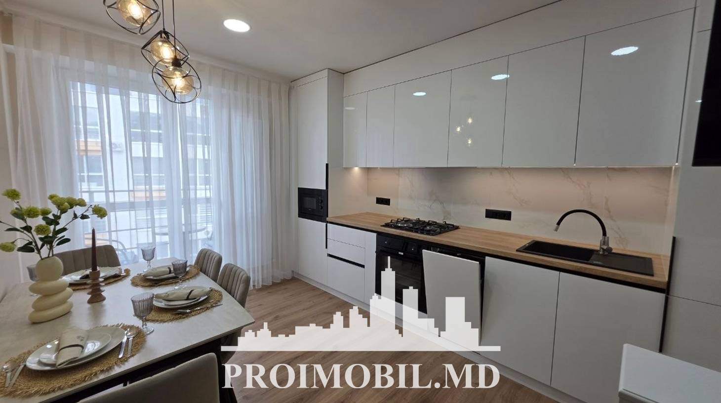 https://images.proimobil.md/p26K6-5GwMj_6aVNYLnvRHUhj2Y3JFV8P3tyxderoMo/watermark:0.75:so:0:30:0.39/resize:fill:1460:816:1/gravity:ce/bG9jYWw6Ly8vZXN0YXRlL2xyL2ExNGY1YWU2LTZhNmMtNDNkYy1iNzJmLTFjOWJkYTg0ZjlhMy5qcGVn
