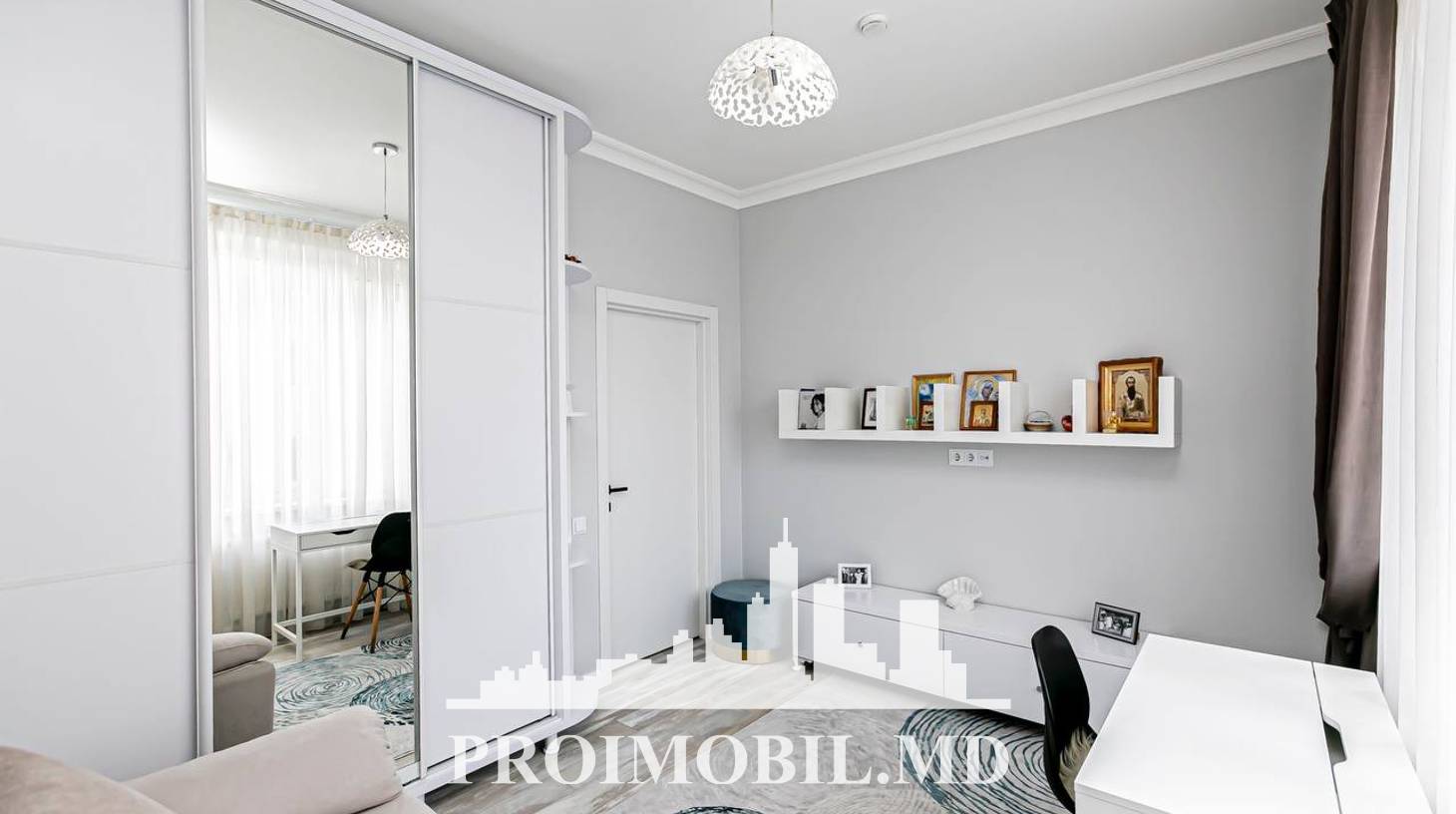 https://images.proimobil.md/p4ReiWM_Y_aFKnRQoAxHiN6jr05r8M9_TCUdBij2ZIY/watermark:0.75:so:0:30:0.39/resize:fill:1460:816:1/gravity:ce/bG9jYWw6Ly8vZXN0YXRlL2xyLzU5YWYwNWMzLWRlM2YtNGNkYi1hMDViLTY4YTkxZDQ1NmY1My5qcGVn
