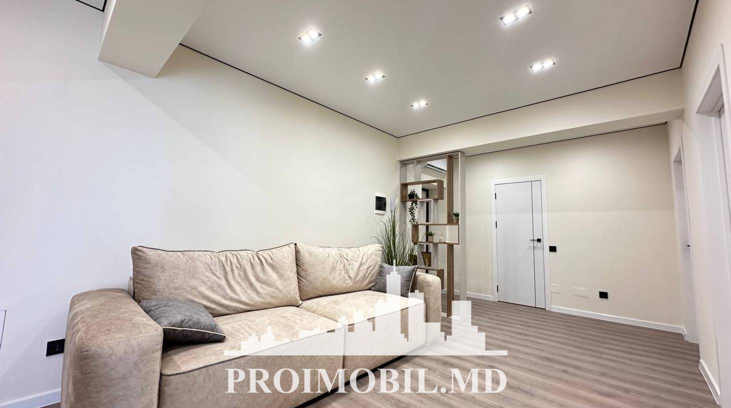 https://images.proimobil.md/pEZ9R1WeCGSmHNsR-iFXROUJ5Bk-HZR0rzGKVrOCBUM/watermark:0.75:so:0:30:0.39/resize:fill:1460:816:1/gravity:ce/bG9jYWw6Ly8vZXN0YXRlL2xyL2I2ZTk3NmViLTEzMmMtNDY4OS1iZTJlLWQwMTUxMjg4NDY0Mi5qcGVn