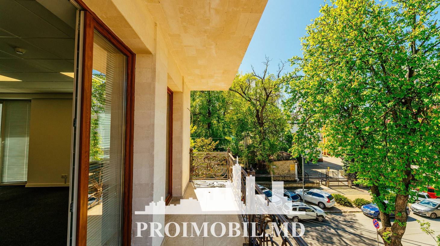 https://images.proimobil.md/pGP5hVgq4LDSLPksPwxjgf8uqcKkd5Zvm6Pahka2PuY/watermark:0.75:so:0:30:0.39/resize:fill:1460:816:1/gravity:ce/bG9jYWw6Ly8vZXN0YXRlL2xyLzQ2NjJiOTRiLWZmMzQtNGM3My04ZjM2LTg3YmViNDE1OGNiNy5qcGVn