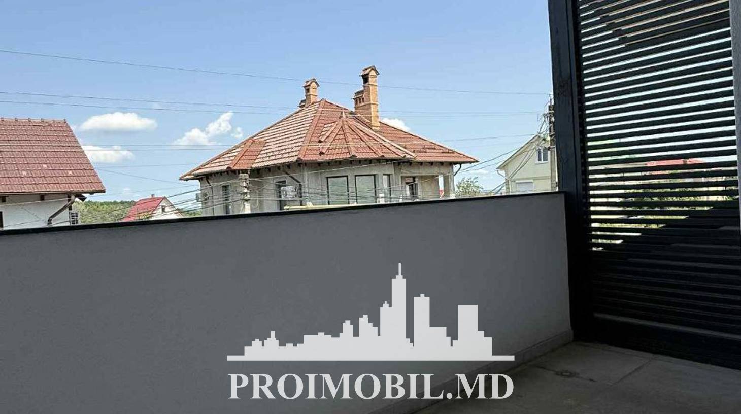 https://images.proimobil.md/pIdIjyiYXebCigR-zitdm8iOJPMgyR4G6nmAmbgtWvQ/watermark:0.75:so:0:30:0.39/resize:fill:1460:816:1/gravity:ce/bG9jYWw6Ly8vZXN0YXRlL2xyL2ExMTM3OGUzLWE4NWYtNDRhNi04ZWUxLTBiMmJlNzYxZjg0Yy5qcGVn
