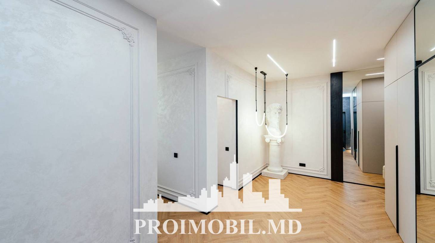 https://images.proimobil.md/pIpMI1zBAuJAFYv8Fq7-weU4cTeV7cCz6PFvyu3mC80/watermark:0.75:so:0:30:0.39/resize:fill:1460:816:1/gravity:ce/bG9jYWw6Ly8vZXN0YXRlL2xyL2Q5Mzk3OTAxLTJlNTAtNDRjYy04MDU4LWZkZTBmOGFmNGMwZS5qcGVn