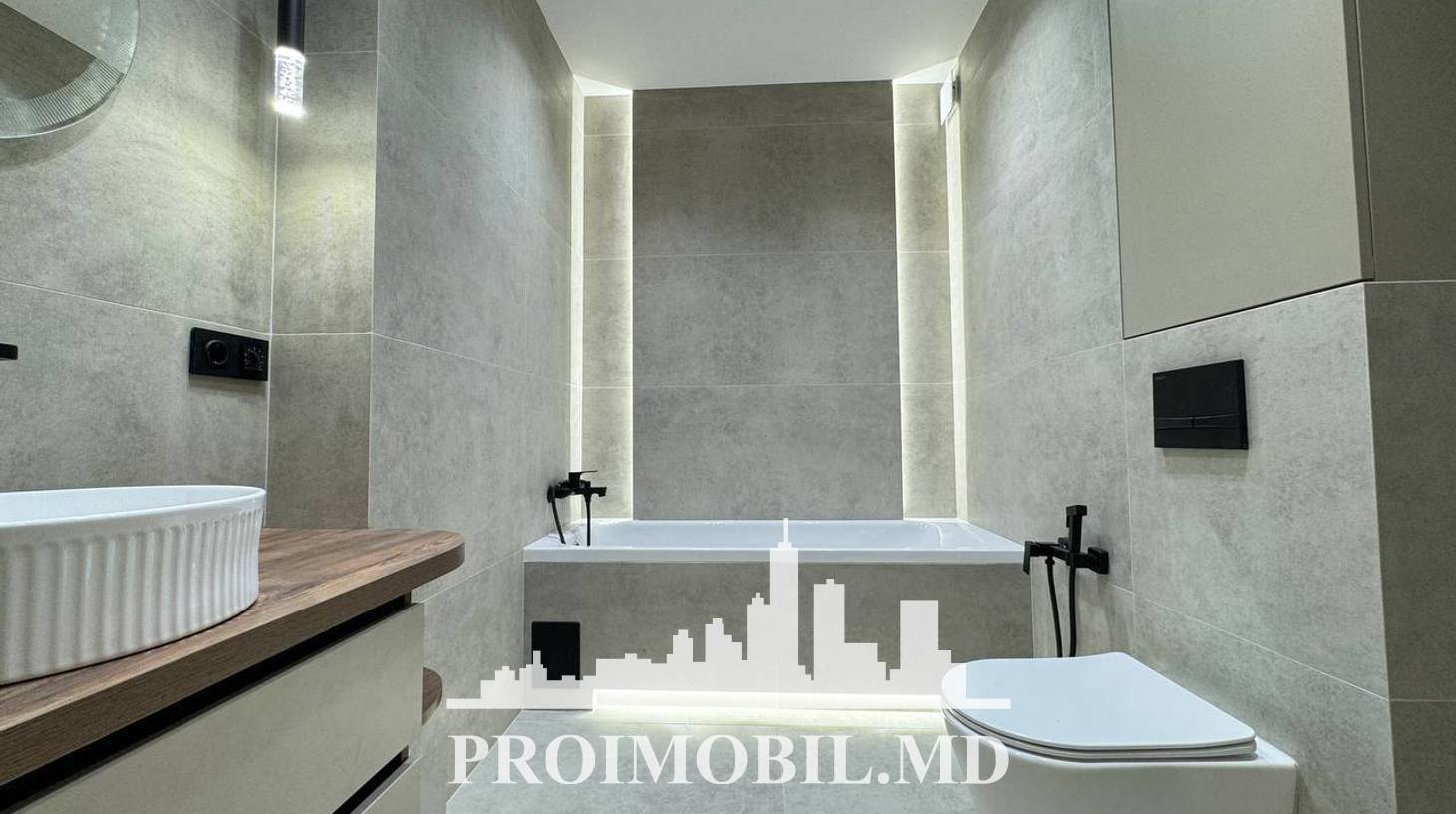 https://images.proimobil.md/pNva3T34wO7yNr7ah11M33TQVsJOHL2mZ-ZLqE9g2IA/watermark:0.75:so:0:30:0.39/resize:fill:1460:816:1/gravity:ce/bG9jYWw6Ly8vZXN0YXRlL2xyLzkzYjA4ZWRjLTMzMDItNDRmMy1iYmM1LTBlZGFiYmMxNzI2OS5qcGVn