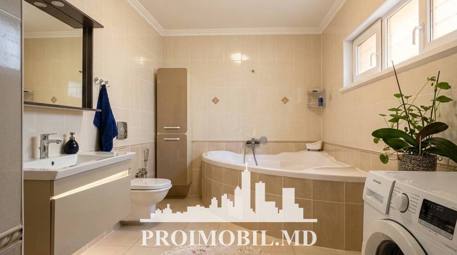https://images.proimobil.md/pQ6_TLX9wFjQeVASCtUpu5f76qrUzkPKy6PtLqk6e0Q/watermark:0.75:so:0:30:0.39/resize:fill:1460:816:1/gravity:ce/bG9jYWw6Ly8vZXN0YXRlL2xyLzk4Y2FmYmY3LTUzMzctNGFjMS1iYThmLTJmMjFjZDg4N2UzOS5qcGVn
