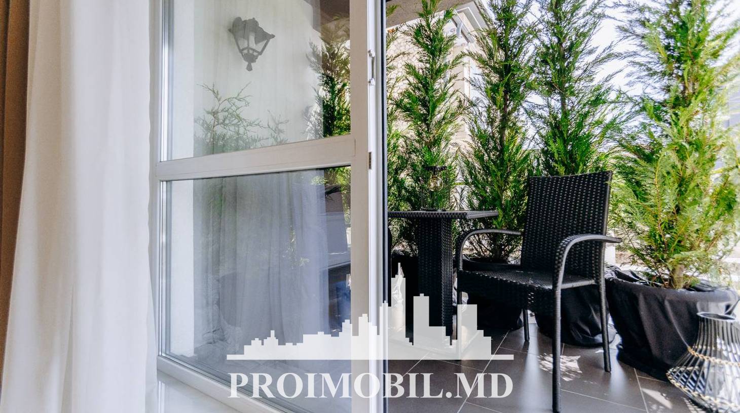 https://images.proimobil.md/pR0HSCwEiIdS9d3pQhUE1vFrg926w0TP58TlcJ5Phws/watermark:0.75:so:0:30:0.39/resize:fill:1460:816:1/gravity:ce/bG9jYWw6Ly8vZXN0YXRlL2xyLzJjOTNiOGQ5LWU1NzItNDdiMi04ODIxLTFkMDJkYzg2ZWVmZi5qcGVn