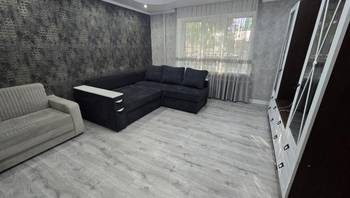 https://images.proimobil.md/pS4vJXRVawJkM2yPX3exhTw-QGIeYP8hxbqVoshW6l4/resize:fill:350:198:1/gravity:ce/bG9jYWw6Ly8vZXN0YXRlL2xyL2YxZmMzNTEzLWM1M2ItNGE4OS05YTMxLWVmMTUyN2I2ZWZkYS5qcGVn