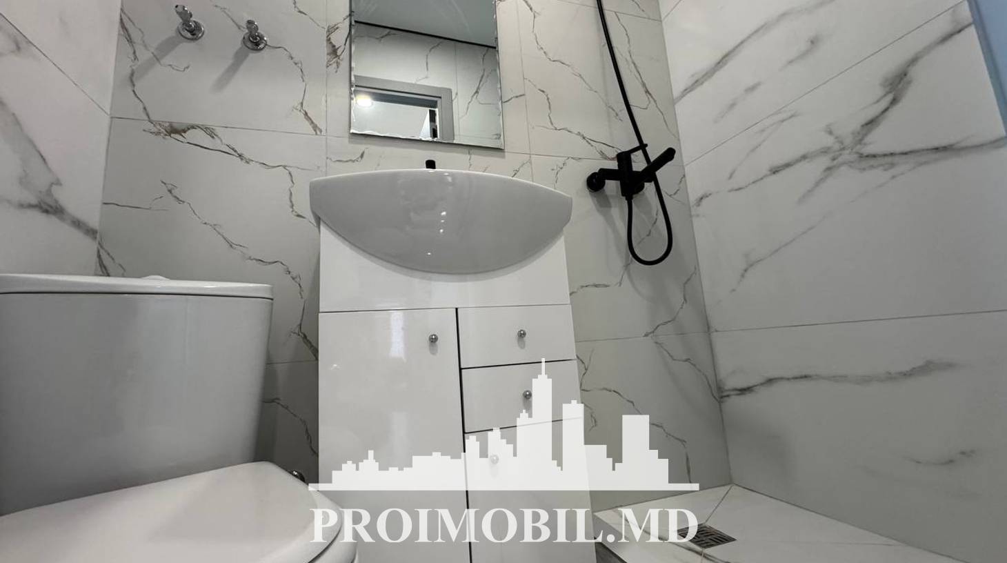 https://images.proimobil.md/pUP-4t88ZJxFX6Lqt2H8rJ7seqCzIbyg0nma4LfHz8A/watermark:0.75:so:0:30:0.39/resize:fill:1460:816:1/gravity:ce/bG9jYWw6Ly8vZXN0YXRlL2xyL2NjMWU0YzQ3LTRlMDUtNDkyNy1hYjhmLWEyNDcyMTU2MjgyZC5qcGVn