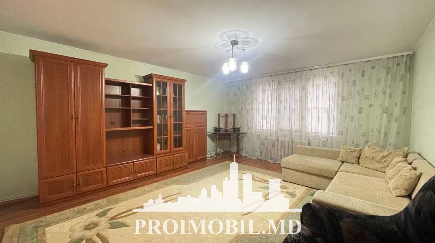 https://images.proimobil.md/pXisNJROuUJhOQXDITaQvr96dNuG5W0vF2I3WF4iEWg/watermark:0.75:so:0:30:0.39/resize:fill:1460:816:1/gravity:ce/bG9jYWw6Ly8vZXN0YXRlL2xyLzc4M2U2ODAxLTZiYjItNGJjOC05YzFmLTNhYjQ5MGQzNWZmZi5qcGVn