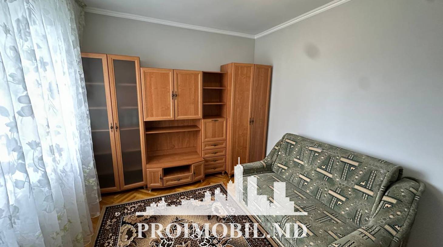https://images.proimobil.md/pZUM61HQ40DYyaWHM0oVUygckducAZeu3oMiA-fOyy4/watermark:0.75:so:0:30:0.39/resize:fill:1460:816:1/gravity:ce/bG9jYWw6Ly8vZXN0YXRlL2xyLzhkNWE2ZjJiLTdmMmQtNGQ2Mi1iM2Y3LTIwMDM2ZWJlZWE3NC5qcGVn