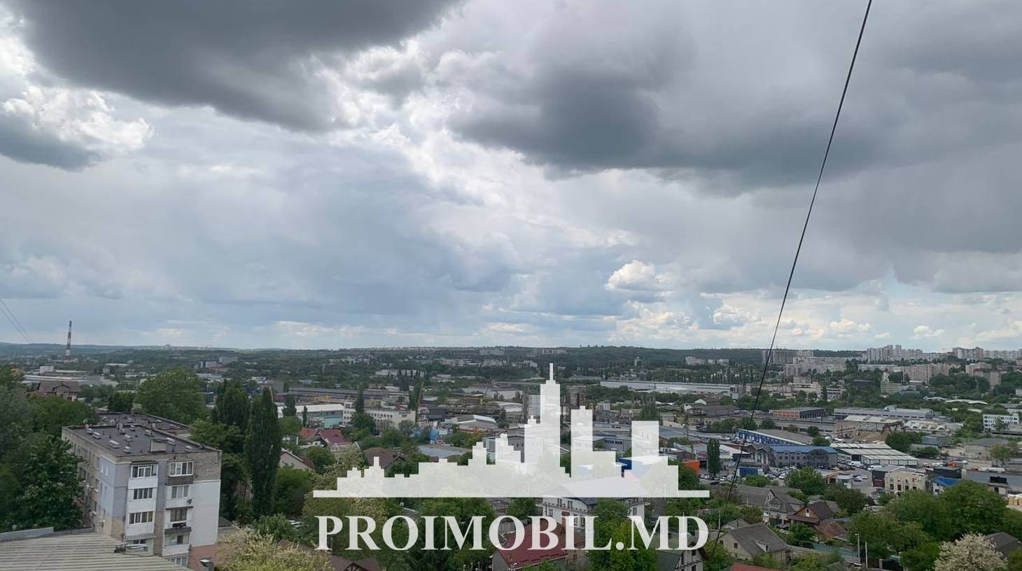 https://images.proimobil.md/pdjw3GGE1vsE32f5RqaRNJsrqi7ArCkoJ11OgfPDSy4/watermark:0.75:so:0:30:0.39/resize:fill:1460:816:1/gravity:ce/bG9jYWw6Ly8vZXN0YXRlL2xyLzhlNWQzNjg3LTM4ZDEtNGUwYS1iZGUwLTljZGEzNDNjMGJlNy5qcGVn