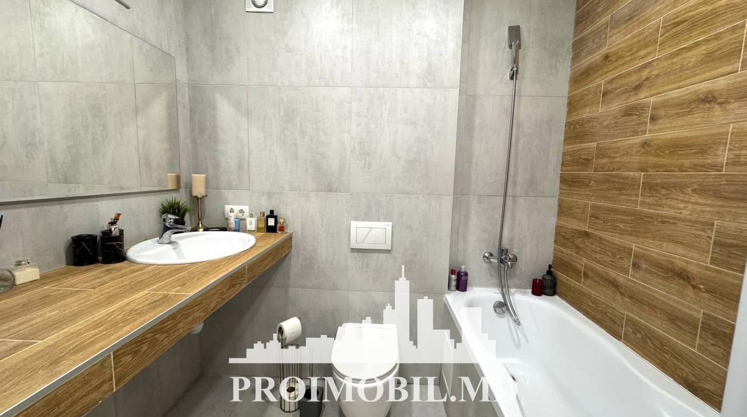 https://images.proimobil.md/pfGu3e18I-hp5qdPipVbJgsQZAXokIRULrnzGufCMQY/watermark:0.75:so:0:30:0.39/resize:fill:1460:816:1/gravity:ce/bG9jYWw6Ly8vZXN0YXRlL2xyL2E3NDU0MjgwLTFiNGQtNGM3MS1hOTljLTFkZGJiMDFkZWU4NS5qcGVn
