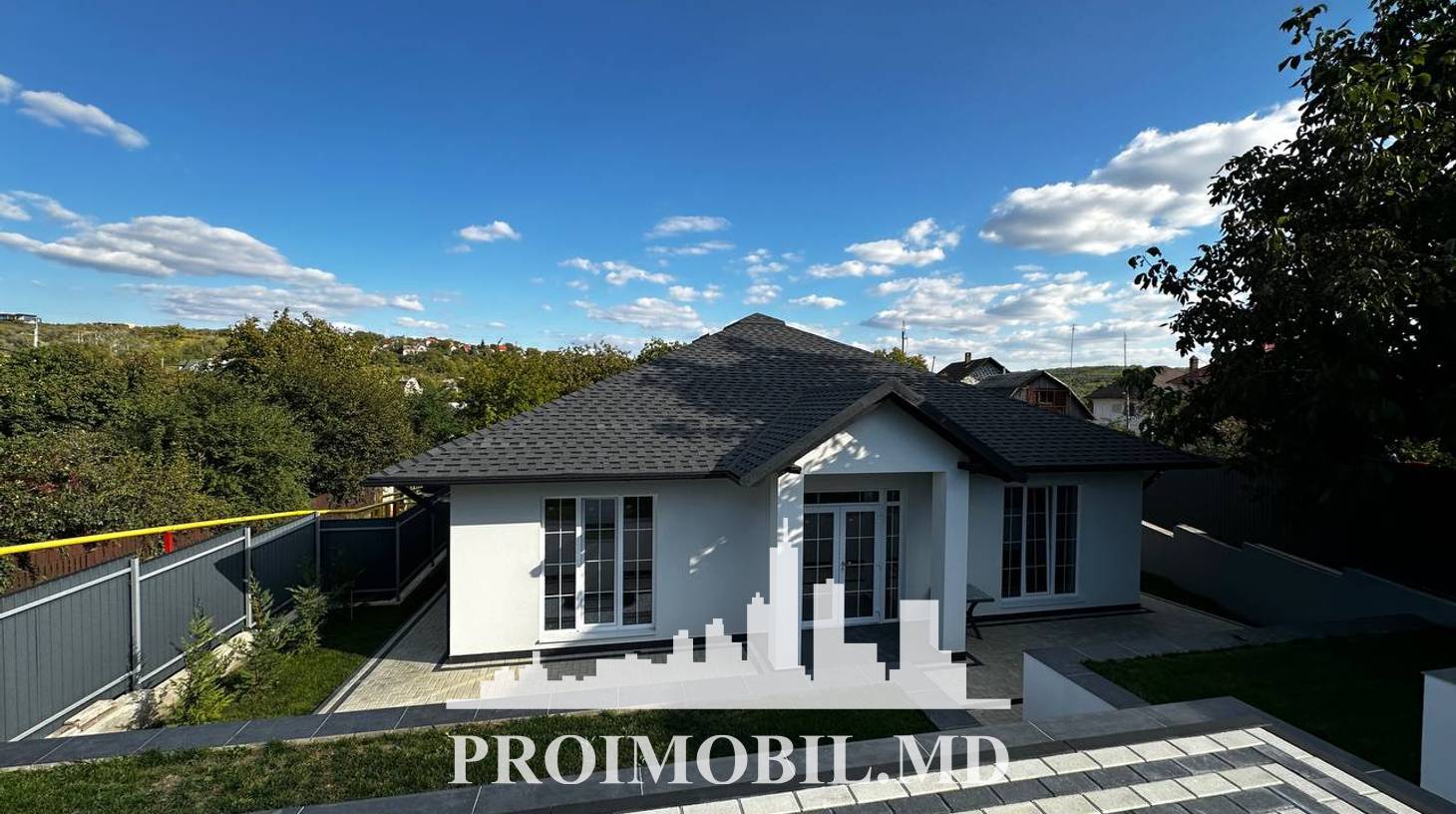 https://images.proimobil.md/pg3BjS67Ex9LDQbVdqICMAAr5HMZxbBEg8LaBzTsK-o/watermark:0.75:so:0:30:0.39/resize:fill:1460:816:1/gravity:ce/bG9jYWw6Ly8vZXN0YXRlL2xyLzY4OWZmNzQzLTNjNWYtNGZkYS04YzVhLTIzN2Q5MDJlNmZlZi5qcGVn