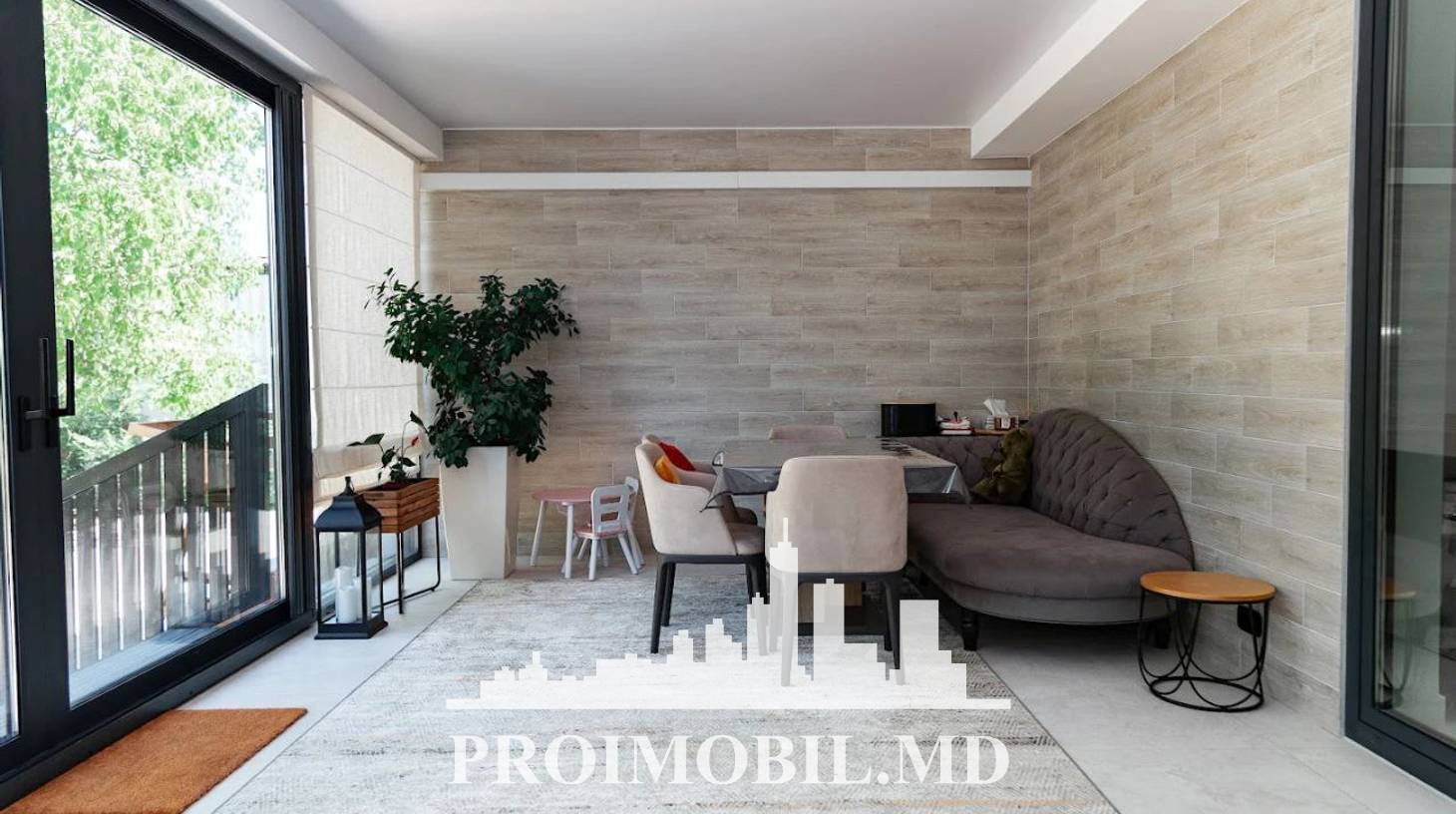 https://images.proimobil.md/phY4clzElUcaUYyUmb4jdOJ_hPQvpEZOIo_VohgFmf8/watermark:0.75:so:0:30:0.39/resize:fill:1460:816:1/gravity:ce/bG9jYWw6Ly8vZXN0YXRlL2xyLzcxMmM4NzdmLTBhMTAtNDNkMS05OWNhLTkwN2ExNjFhODdmOC5qcGVn