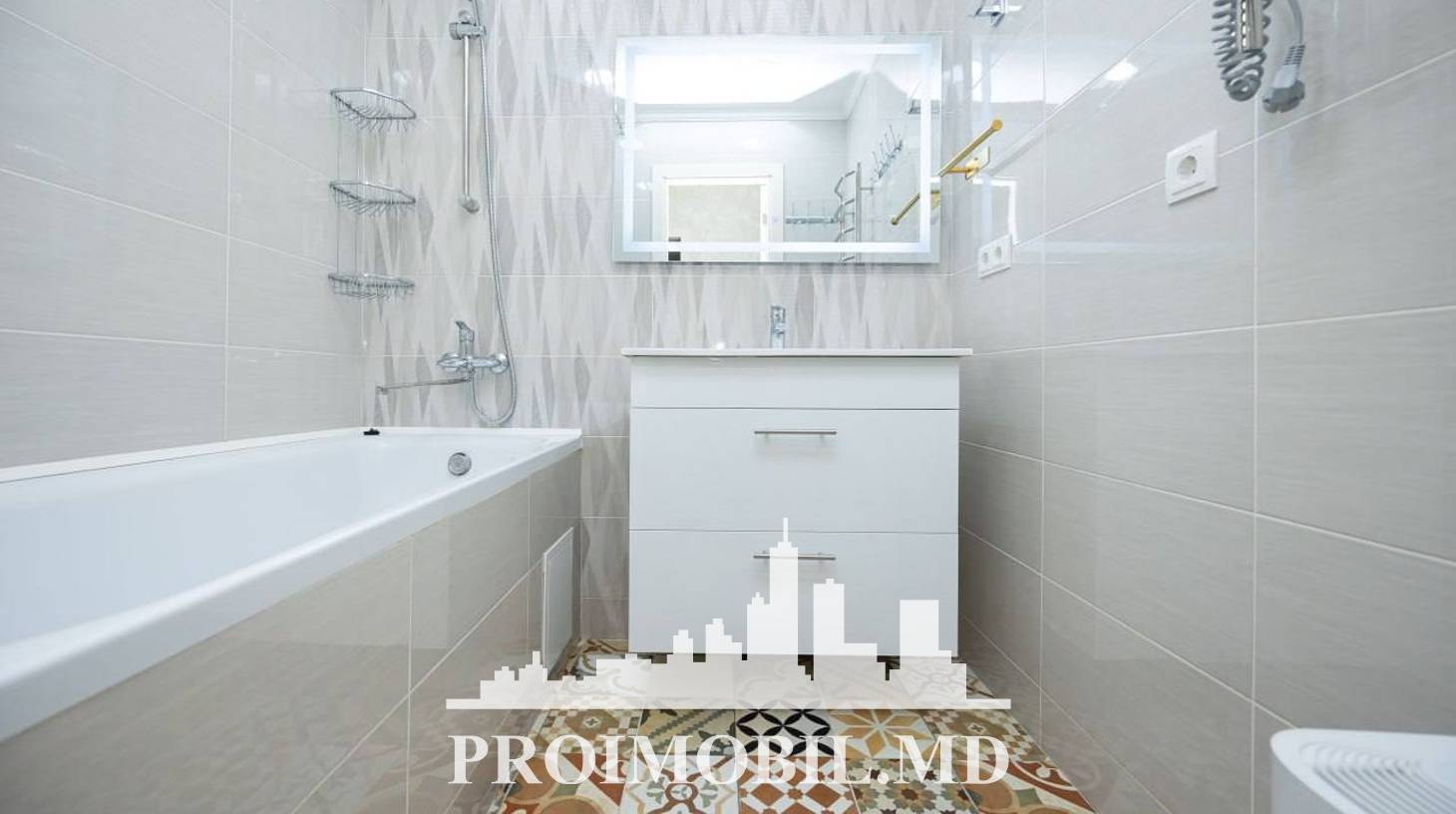 https://images.proimobil.md/piRlzbBDJdRlz8MbkuibO8ZarlSoVY1rQomkk81VFIU/watermark:0.75:so:0:30:0.39/resize:fill:1460:816:1/gravity:ce/bG9jYWw6Ly8vZXN0YXRlL2xyL2M3MGMxMTE1LWVlNzAtNDY3Yi05ZWIxLTNkZTRiNTY3Yjg3ZS5qcGVn