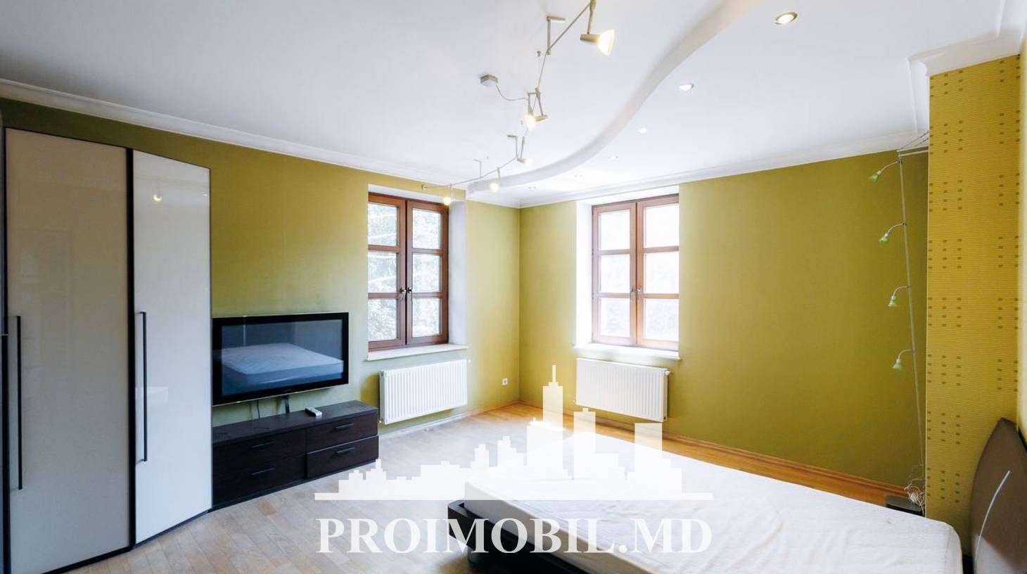 https://images.proimobil.md/pjUL4PKuz_d1zDfnMeLN9Al6u8UXMruHyk7oMQsgWaU/watermark:0.75:so:0:30:0.39/resize:fill:1460:816:1/gravity:ce/bG9jYWw6Ly8vZXN0YXRlL2xyLzc3MDhhMjdjLWYxMjMtNGNmOC05NTlmLTlhMThmZjM4YmI2Ni5qcGVn