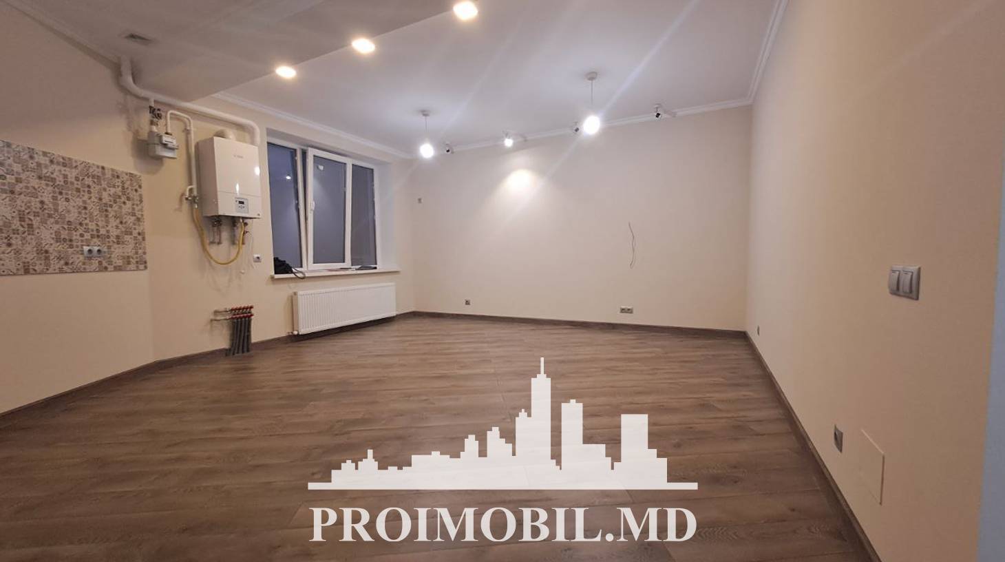 https://images.proimobil.md/pkr5MqtrTkujMjHEG-i89QxG5bl7CaSikZ30meIvV2E/watermark:0.75:so:0:30:0.39/resize:fill:1460:816:1/gravity:ce/bG9jYWw6Ly8vZXN0YXRlL2xyL2E1MjM4OGE2LTQ2YTctNGIwOS05YmI3LTJkY2NjMmUxMTA1OS5qcGVn