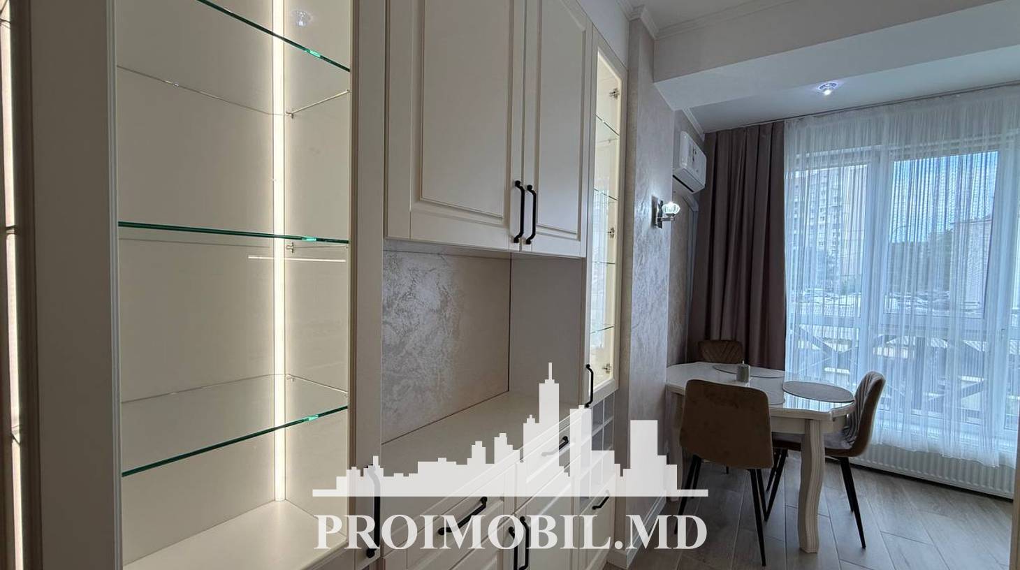 https://images.proimobil.md/pqq5Y2ddCIGO0UgyZ2Isj-CnGs89ObdYuaukLySSrcM/watermark:0.75:so:0:30:0.39/resize:fill:1460:816:1/gravity:ce/bG9jYWw6Ly8vZXN0YXRlL2xyL2EzNzY1NzAxLTBhMGQtNGEyZS05ZGEyLTViYzI3OTg3ODRjNS5qcGVn