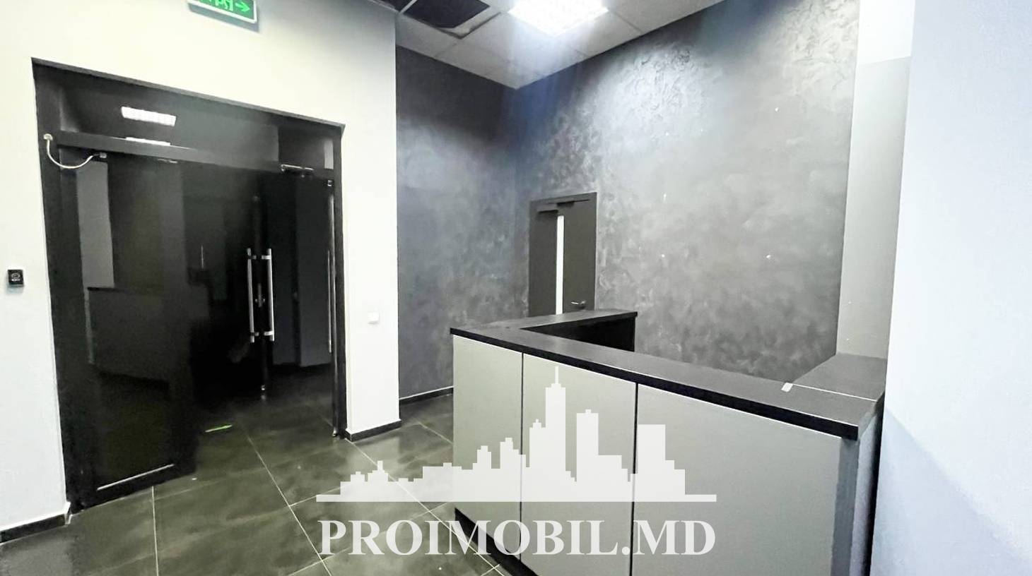 https://images.proimobil.md/pszL7CmZsrb5GowKZjXdOPfChTa9Br4Y9ssQgWUBfZY/watermark:0.75:so:0:30:0.39/resize:fill:1460:816:1/gravity:ce/bG9jYWw6Ly8vZXN0YXRlL2xyLzhhNjc2Y2VlLTQ0NjAtNGIzYS05ODhiLWEzMzYxMjY5Y2U1OS5qcGVn